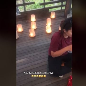 Wanita Senang Dapat Surprise Lamaran Romantis (TikTok)