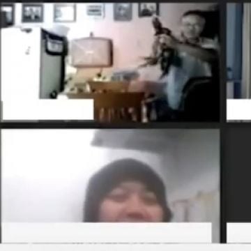 Ngajar Kelas Online, Dosen Temui Hal Tak Terduga di Rumahnya (TikTok)