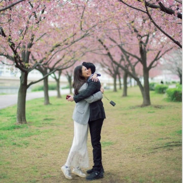 Akhirnya! Luna Maya Dilamar Maxime Bouttier di Tokyo (Instagram)