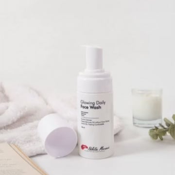 Brightening Face Wash (Shopee/Nikita Mirzani Official Store)