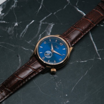 Elegance is just one strap away with Mahameru MH001., rekomendasi jam tangan lokal dari NAM Watches Co. (Instagram)