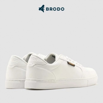 Brodo Sneakers Calcio, rekomendasi sepatu dari brand Brodo (Shopee/BRODO Official Shop)