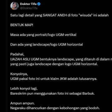 Dokter Tifa Pertanyakan Keaslian Map Wisuda Jokowi. [X]