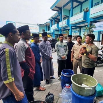 Pesantren di Lumajang Didorong Jadi Motor Gerakan Lingkungan