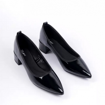 Rekomendasi sepatu pantofel wanita untuk kerja (Zalora)