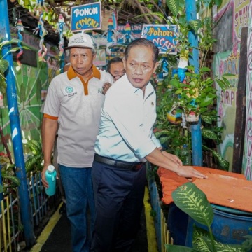 Dari Gang Sempit ke Kampung Tangguh Iklim: Cerita Warga Jakarta Atasi Sampah