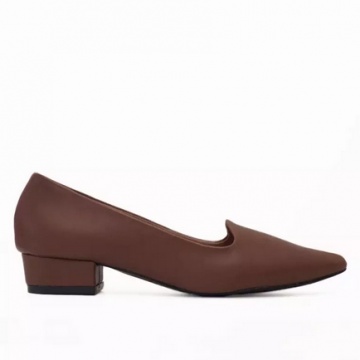 Rekomendasi sepatu pantofel wanita untuk kerja (Zalora)