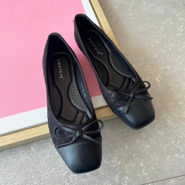 Laviola 4335 LSF, rekomendasi flatshoes wanita hitam elegan yang cocok dipakai ke kantor, kuliah, atau sekadar hangout (Shopee/Laviola Shoes Official Shop)