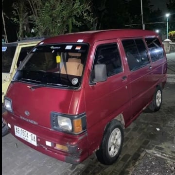 Mobil bekas di bawah Rp20 juta (OLX)