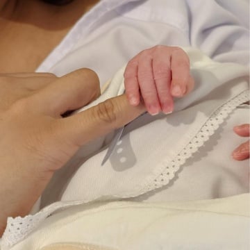Erika Carlina Resmi Jadi Ibu, Sambut Kelahiran Putra Pertamanya: Andrew Raxy Neil (Instagram)