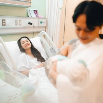 Erika Carlina Resmi Jadi Ibu, Sambut Kelahiran Putra Pertamanya: Andrew Raxy Neil (Instagram)