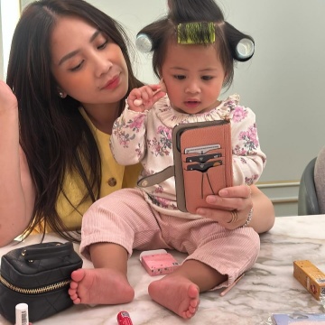 Koleksi tas branded Lily, putri kecil Nagita Slavina dan Raffi Ahmad yang mencuri perhatian publik (Instagram/raffinagita1717)