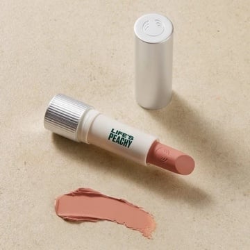 Rekomendasi lipstik yang aman untuk bibir sensitif (Dok. Shopee)