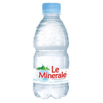 Le Minerale Air Mineral Botol 330 ml