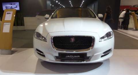 5500 Gambar Mobil Jaguar Kartun Gratis
