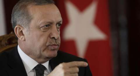 Pebasket Nba Asal Turki Erdogan Adalah Hitler Abad Ini