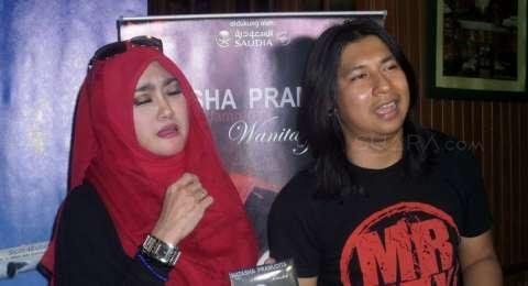 Download 750 Gambar Gitaris Jamrud Terbaru Gratis