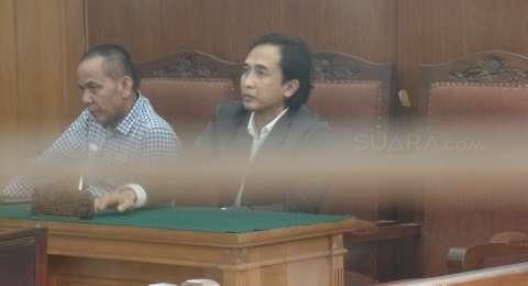 Saat Perusakan Flo Dan Adiguna Mabuk Halaman 3 Tribunnews Com Mobile
