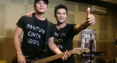 Zaman Susah Billy Syahputra Nyanyikan Lagu Ringan