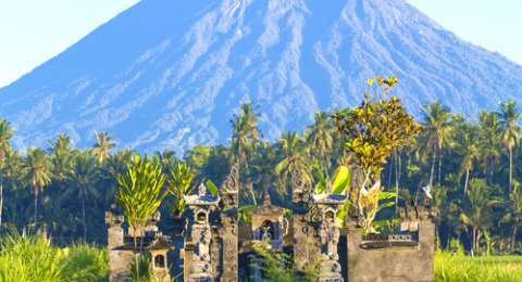 Catat Wisata Bali Masih Aman Meski Gunung Agung Berbahaya