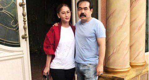 Maksa Suami Ngesot Ngesot Inul Daratista Belajar Jadi Istri Durhaka