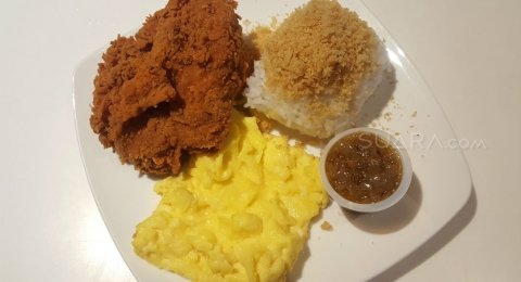 Cara Baru Cicipi Ayam Goreng Fast Food Cocol Pakai Sambal Matah