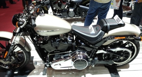 2018 Harley Davidson Breakout >> Hampir Rp 1 Miliar Harley Davidson Breakout Ludes Di Giias 2018 2018 Harley Davidson Breakout >> Hampir Rp 1 Miliar Harley Davidson Breakout Ludes Di Giias 2018