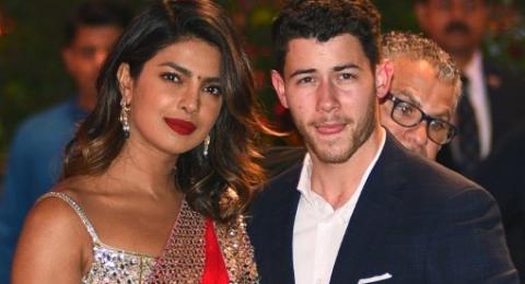 Perawatan Alami Begini Ritual Kecantikan Priyanka Chopra Perawatan Alami Begini Ritual Kecantikan Priyanka Chopra