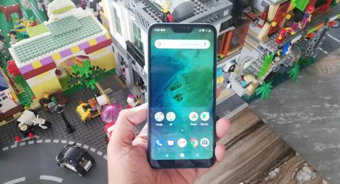 Xiaomi Mi A2 Lite diluncurkan di Jakarta, Kamis (20/9). [Suara.com/Aditya Gema Pratomo]