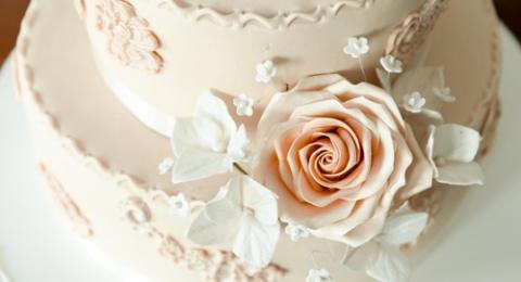 Bayar Wedding Organizer Puluhan Juta Cuma Dikasih Kue Pernikahan Isi Gabus Bayar Wedding Organizer Puluhan Juta Cuma Dikasih Kue Pernikahan Isi Gabus