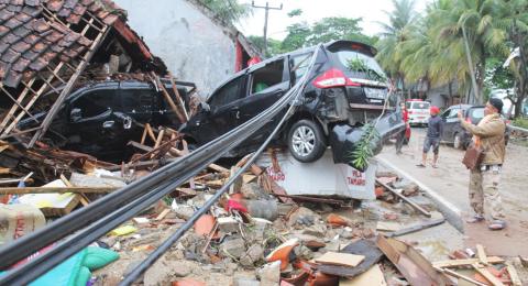 Empat Pakar Inggris Prediksi Bakal Ada Tsunami Susulan Di Selat Sunda