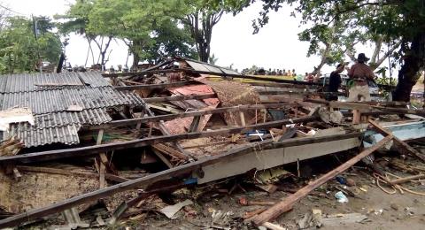 Kenapa Bmkg Sempat Sebut Anyer Tidak Diterjang Tsunami