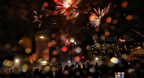 4 Spot Seru Untuk Melihat Pesta Kembang Api Malam Tahun Baru