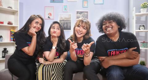 Keakraban Gisel Dan Bintang Laundry Show Di Luar Loksyut