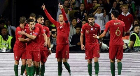 Cristiano Ronaldo Incar Trofi Juara Uefa Nations League 2018 2019