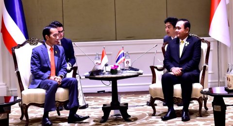 Ktt Asean Bertemu Pm Thailand Jokowi Bahas Tiga Isu Ini