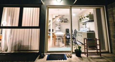 The Lou House Rekomendasi Tempat Staycation Di Bandung Yang