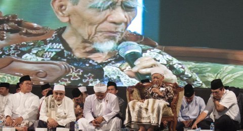 Ini Delapan Nasehat Kh Maimoen Zubair Sebelum Wafat Suara Jatim Ini Delapan Nasehat Kh Maimoen Zubair Sebelum Wafat Suara Jatim