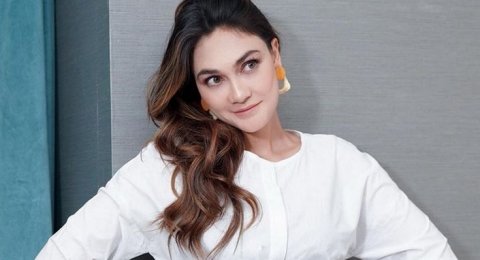 Rupanya Ini Yang Bikin Luna Maya Kuat Menjomblo Rupanya Ini Yang Bikin Luna Maya Kuat Menjomblo