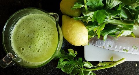 Minum Rebusan Seledri Dan Jus Lemon Setiap Hari Bisa Obati Diabetes