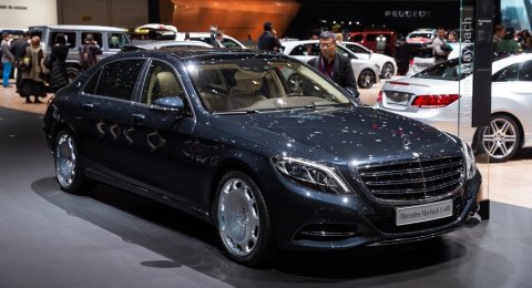 1070+ Gambar Mobil Sedan Mercedes Benz Gratis Terbaik