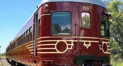 Ramah Lingkungan Kereta Api Di Negara Ini Gunakan Tenaga Surya