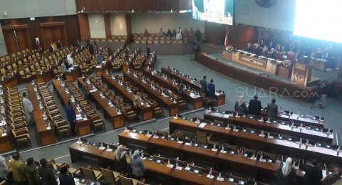 Budaya Patriarki dan Keterwakilan Perempuan dalam Politik