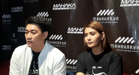 Kisah Band Seventeen Diterjang Tsunami Di Angkat Ke Layar Lebar Bahkan istri dari ifan seventeen, dylan sahara, juga menjadi korban meninggal dunia setelah beberapa hari dinyatakan hilang. kisah band seventeen diterjang tsunami
