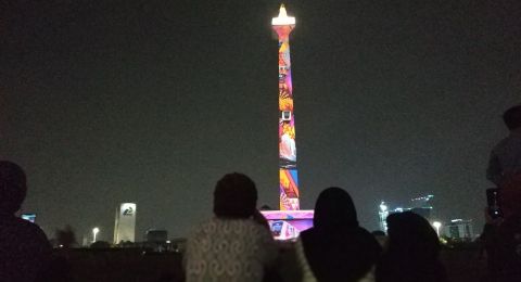 Air Mancur Menari Daya Tarik Monas Di Pesta Malam Tahun