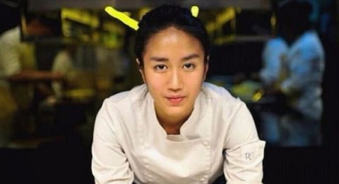 Cantik Tak Harus Mahal Chef Renatta Tetap Memikat Pakai Baju Ratusan Ribu Cantik Tak Harus Mahal Chef Renatta Tetap Memikat Pakai Baju Ratusan Ribu