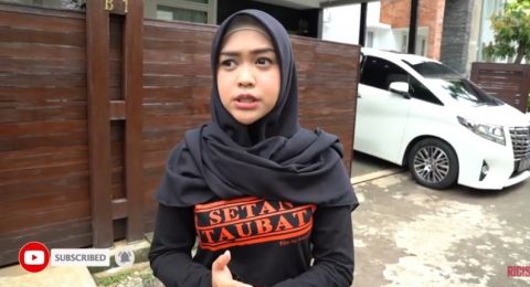 3 Potret Rumah Mewah Youtuber Muda Salah Satunya Ria Ricis 3 Potret Rumah Mewah Youtuber Muda Salah Satunya Ria Ricis