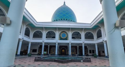 Jadwal Imsakiyah Surabaya Selasa 28 April 2020 Suara Jatim