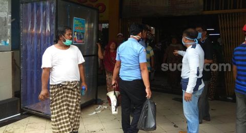 Satu Pedagang Positif Corona Pasar Kapasan Surabaya Sementara Ditutup