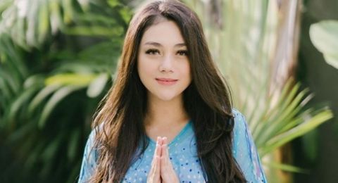 Diisukan Pindah Agama Celine Evangelista Kabar Darimana
